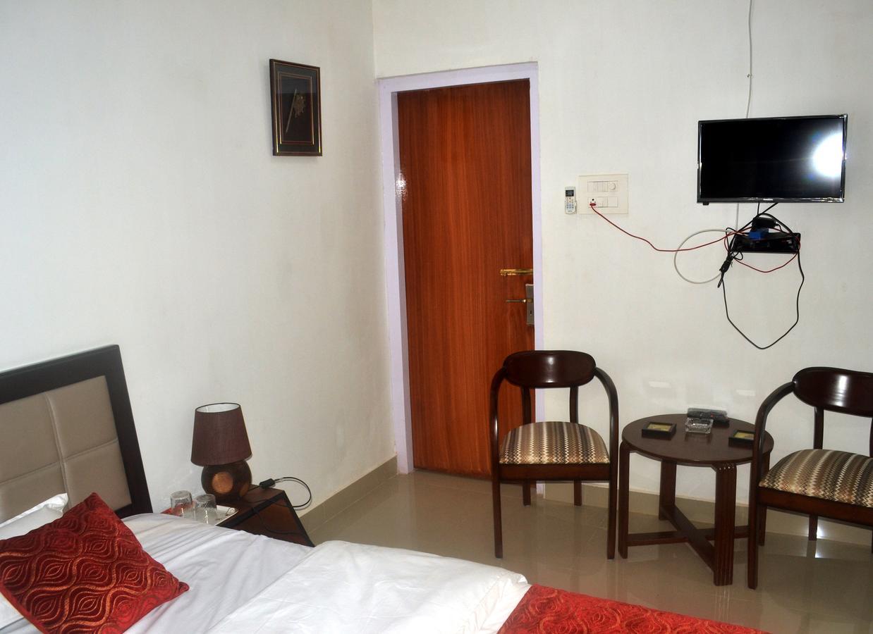 Dream Homestay Гувахати Екстериор снимка